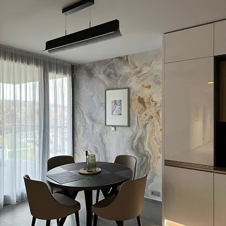 Victory Port Apartment *